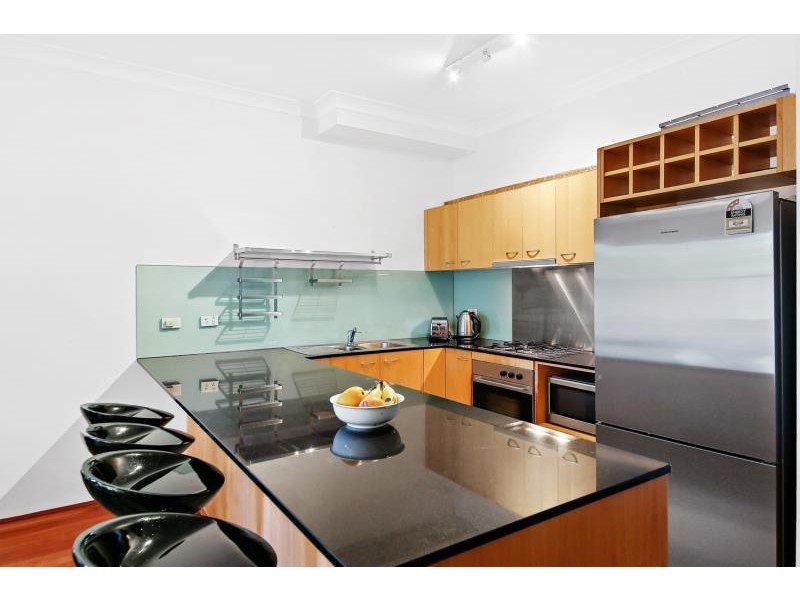 2/92 Campbell Street, Newtown NSW 2042