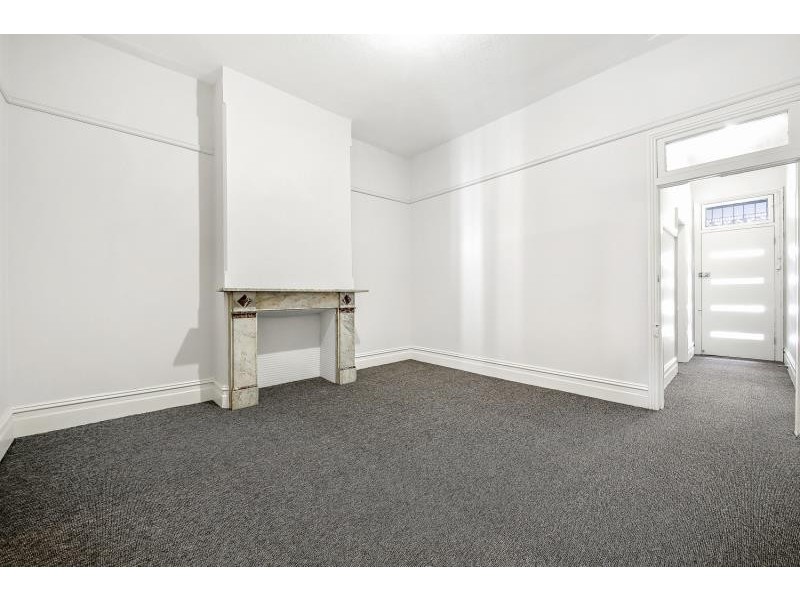 16 Longdown Street, Newtown NSW 2042
