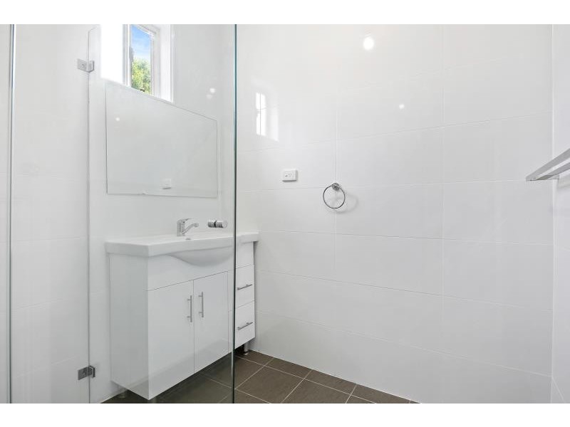 16 Longdown Street, Newtown NSW 2042