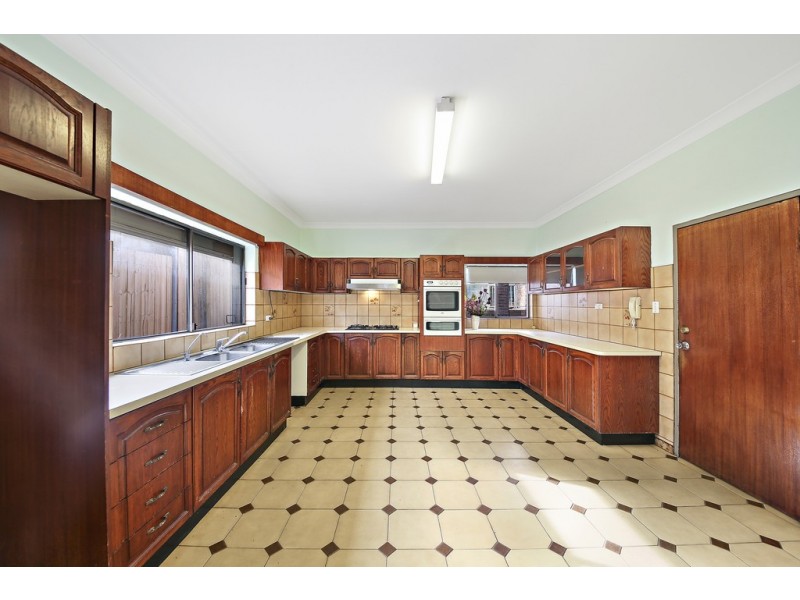 18 Harrabrook Avenue, Five Dock NSW 2046