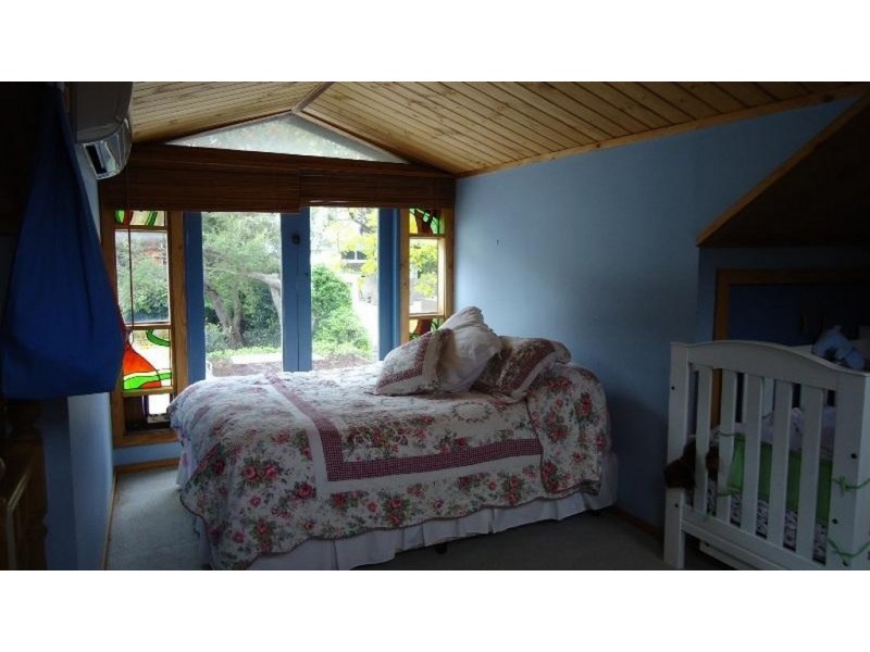 144 Denison Street, Newtown NSW 2042