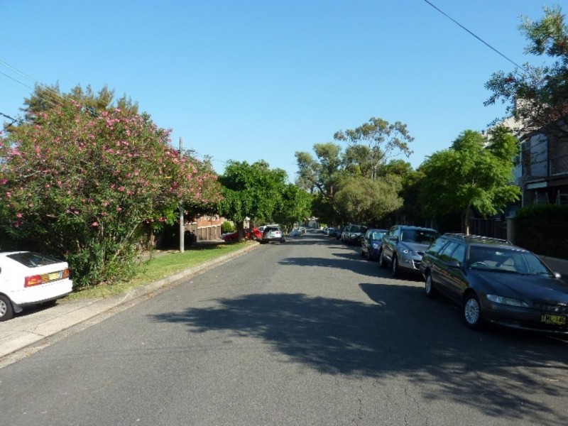 1/18A Ballast Point Road, Birchgrove NSW 2041