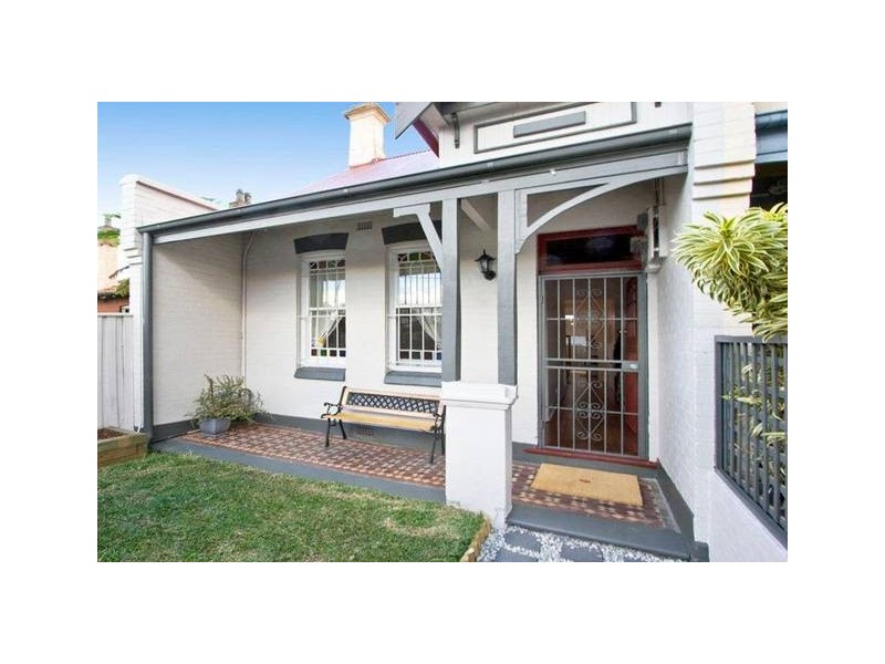 2 Llewellyn Street, Enmore NSW 2042