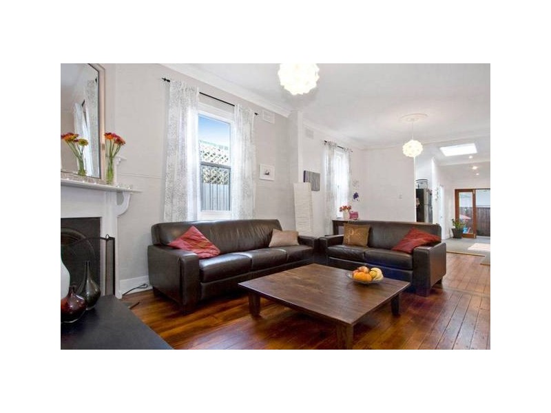 2 Llewellyn Street, Enmore NSW 2042