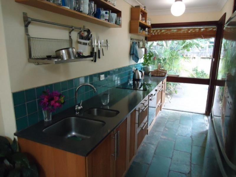 100 Simmons Street, Enmore NSW 2042