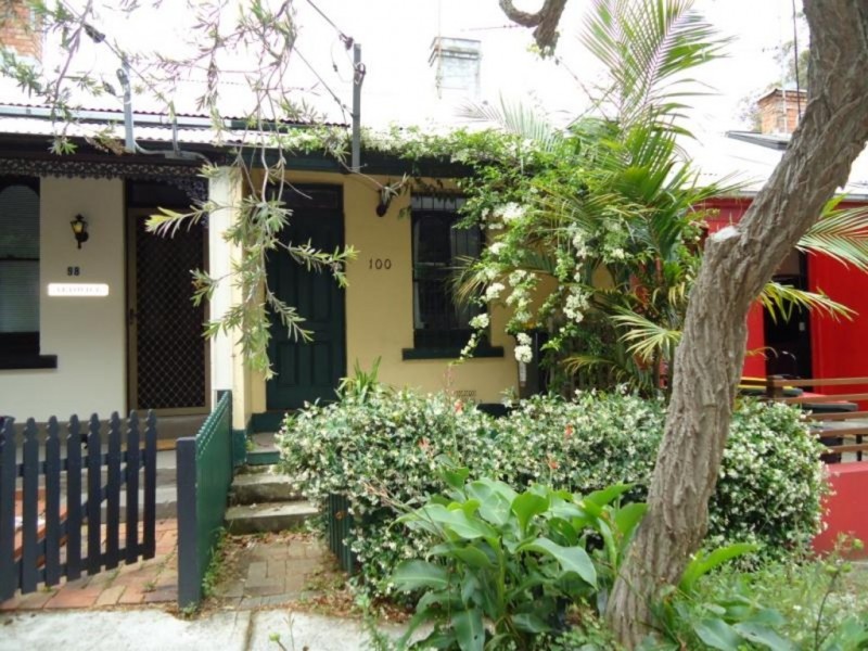 100 Simmons Street, Enmore NSW 2042