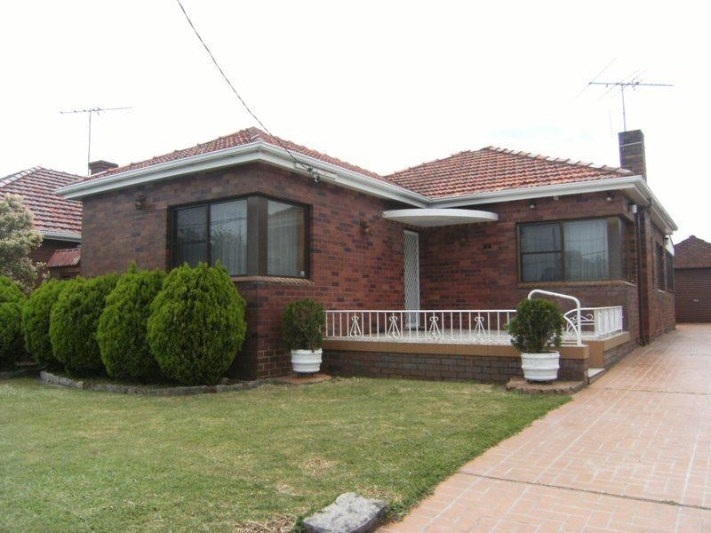 38 Churchill Street, Bardwell Park NSW 2207