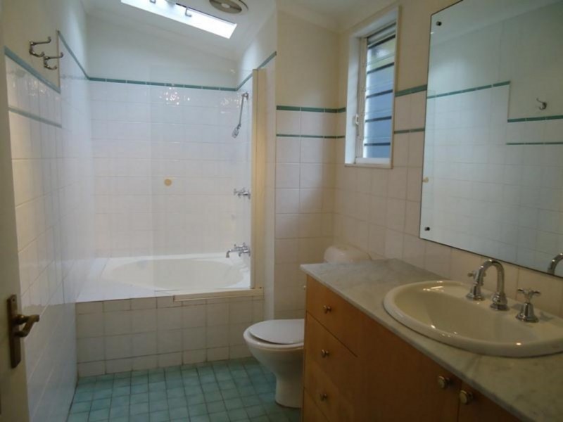 220 Wilson Street, Newtown NSW 2042