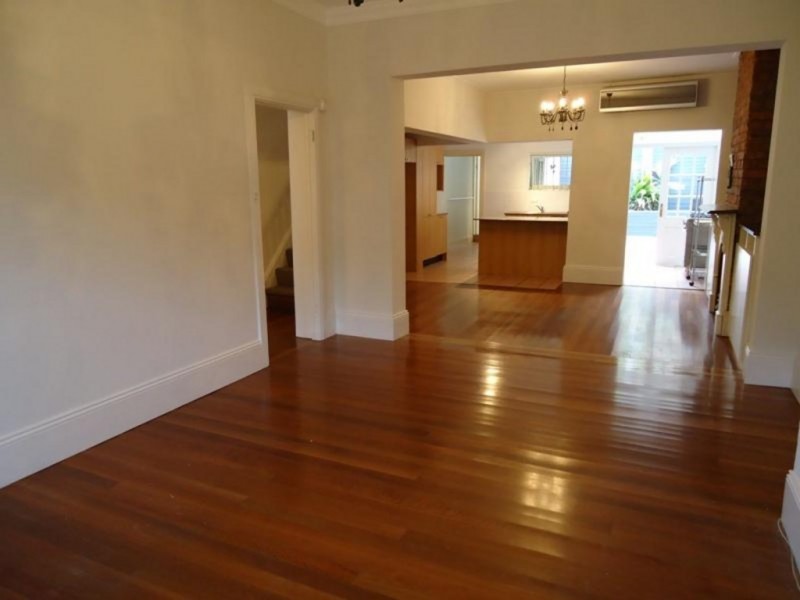 220 Wilson Street, Newtown NSW 2042