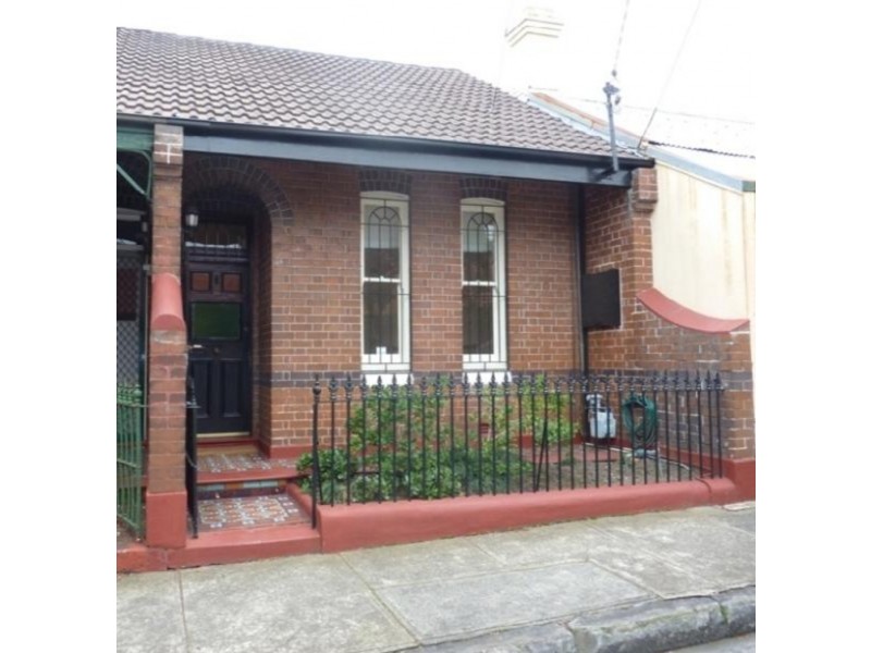 82 Chelmsford Street, Newtown NSW 2042