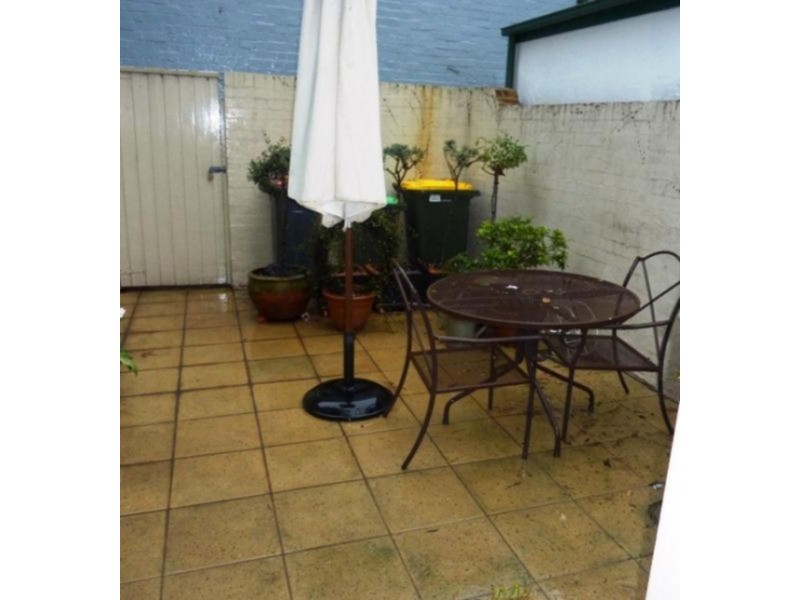 4 Gibbens Street, Camperdown NSW 2050