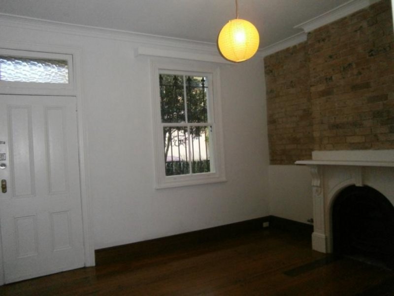 11 College Street, Newtown NSW 2042