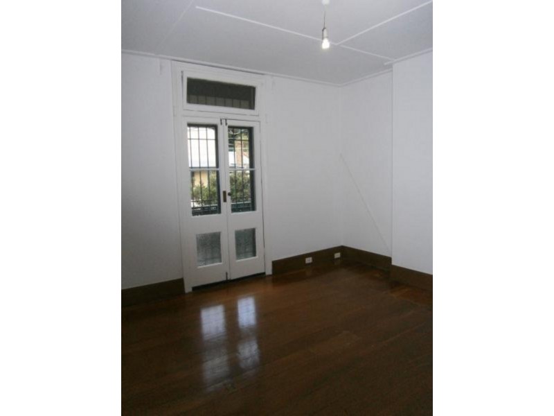 11 College Street, Newtown NSW 2042