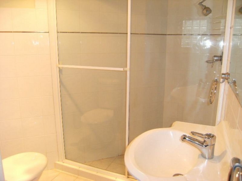 11/6-8 Albert Street, Newtown NSW 2042