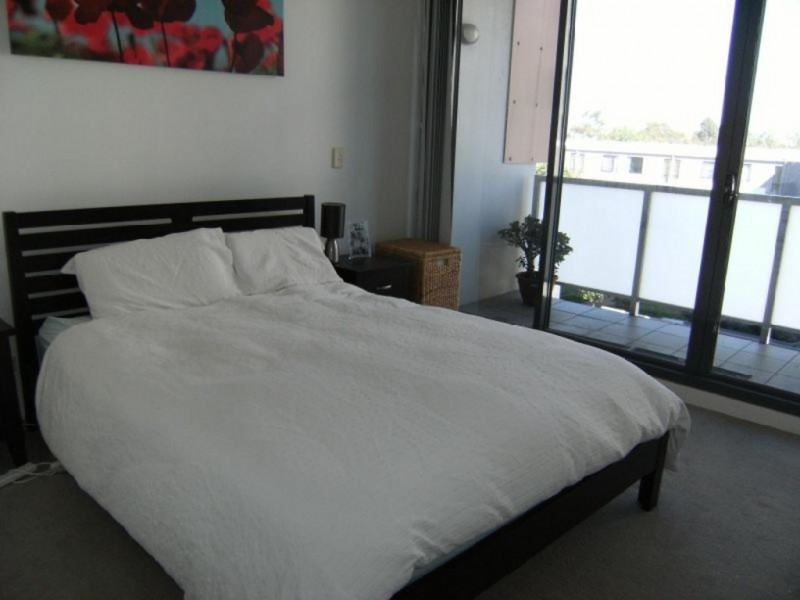 8/8 Grandstand Parade, Zetland NSW 2017