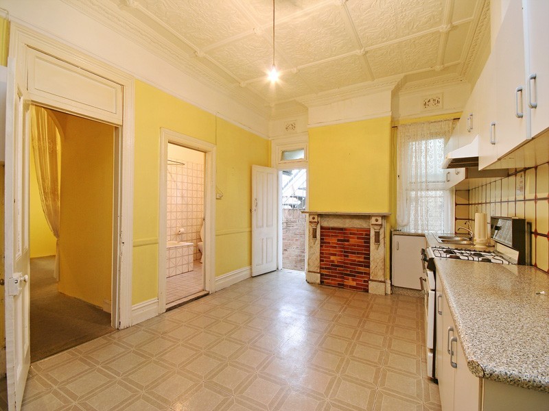 28 Hogan Ave, Sydenham NSW 2044