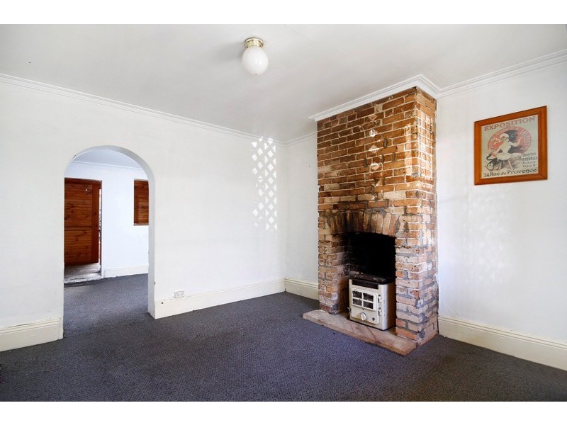 7 Longdown Street, Newtown NSW 2042