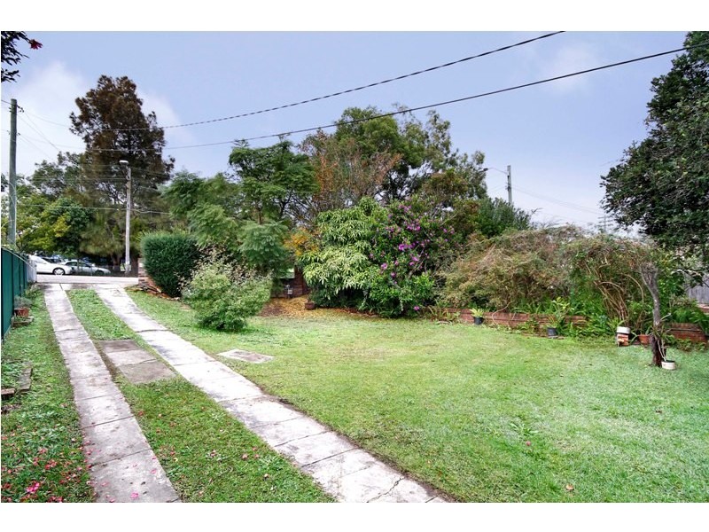 15 Beauchamp Street, Marrickville NSW 2204