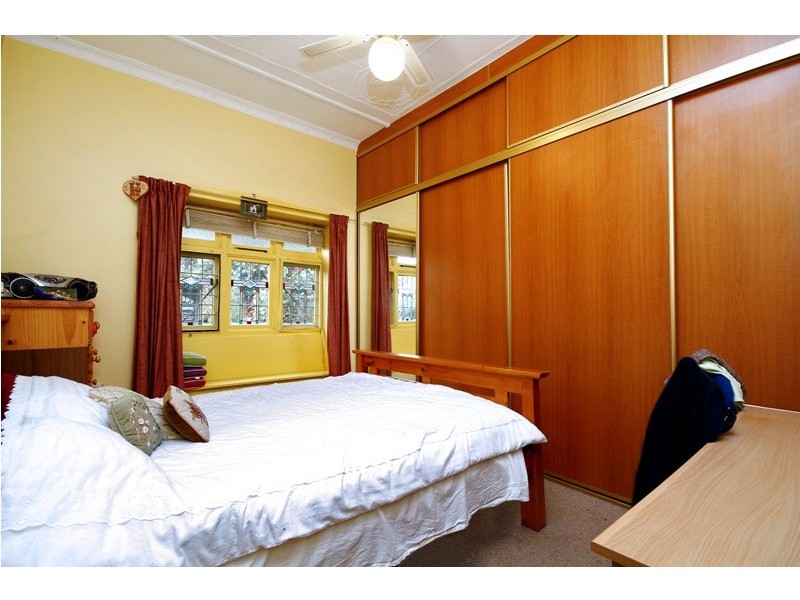 15 Beauchamp Street, Marrickville NSW 2204