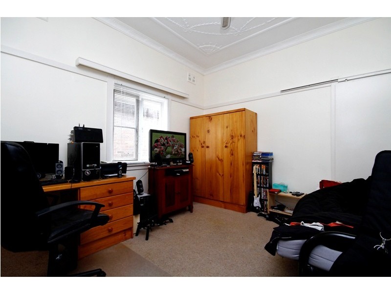15 Beauchamp Street, Marrickville NSW 2204