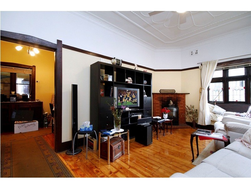 15 Beauchamp Street, Marrickville NSW 2204