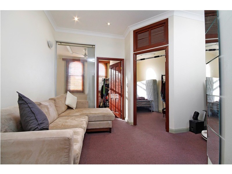 28 King St, Newtown NSW 2042