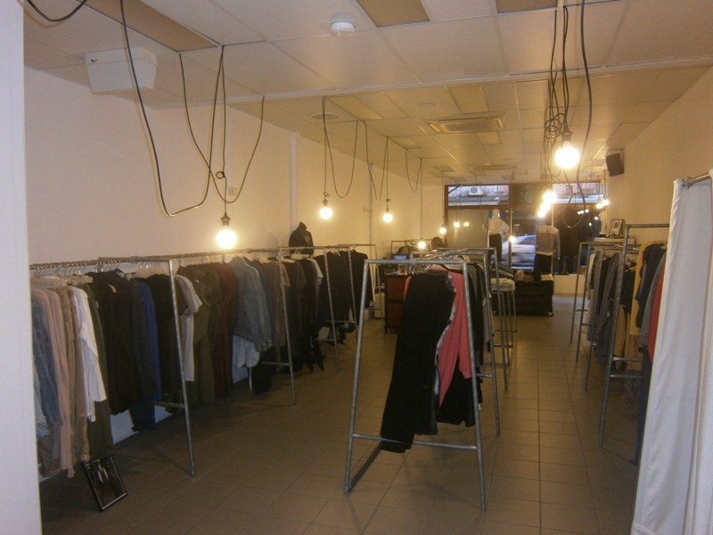 Shop 100 King St, Newtown NSW 2042