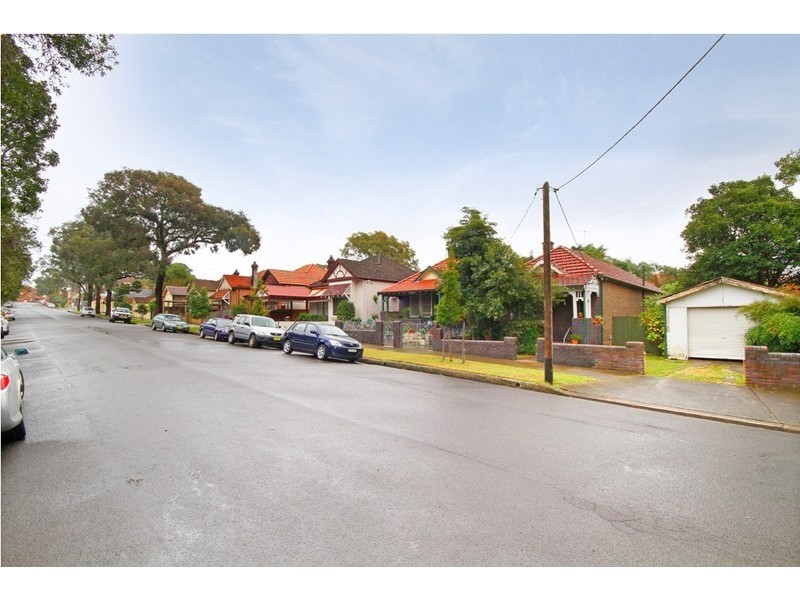 32A Morton Avenue, Lewisham NSW 2049