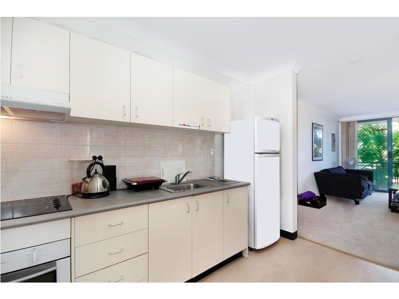 2/1 Linthorpe Street, Newtown NSW 2042