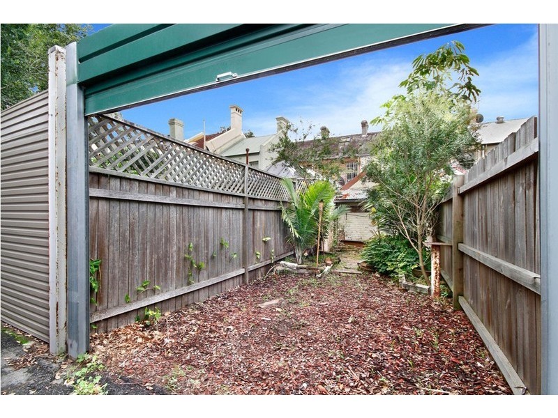 61 Edward St, Darlington NSW 2008