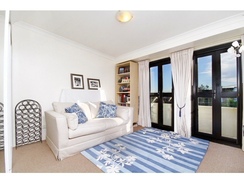 18/6-8 Albert St, Newtown NSW 2042