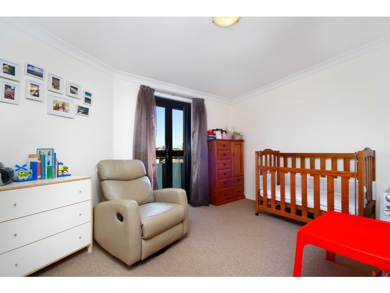 18/6-8 Albert St, Newtown NSW 2042