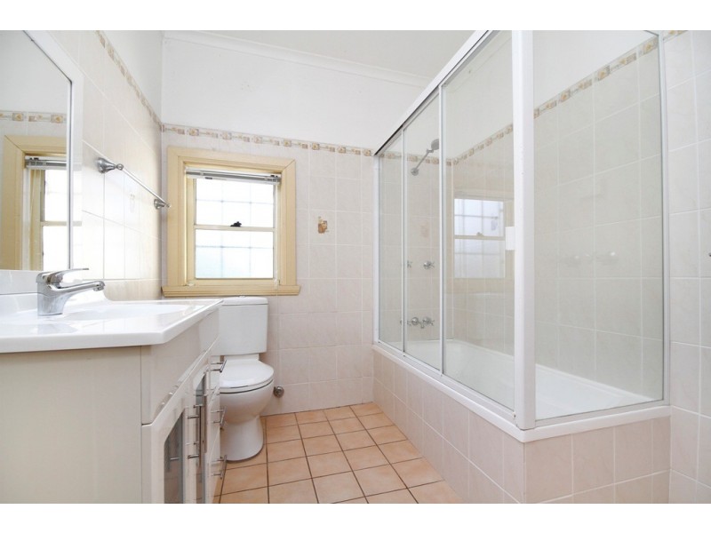 62 Holmwood St, Newtown NSW 2042