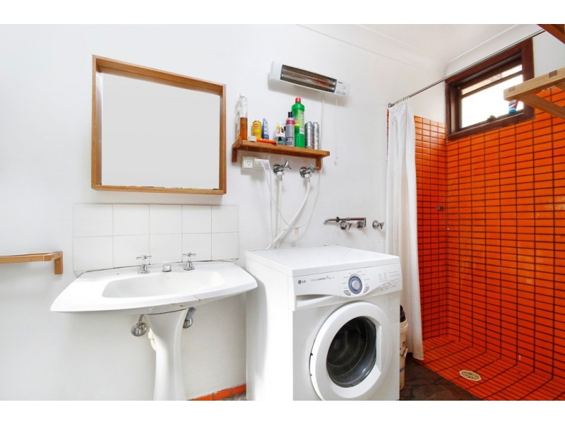 100 Simmons St, Newtown NSW 2042