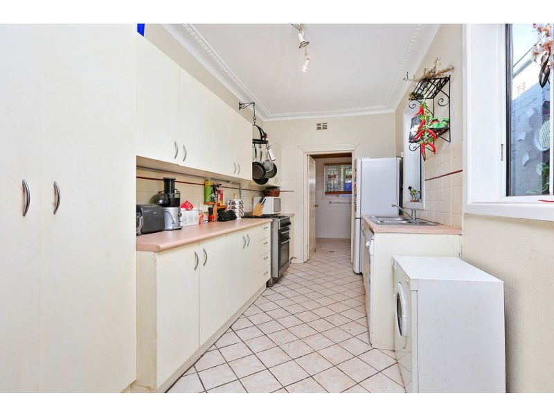 29 Lackey Street, St Peters NSW 2044