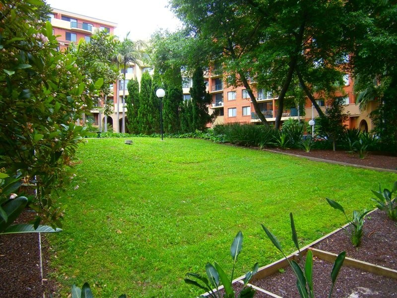 7106/177 Mitchell Rd, Erskineville NSW 2043