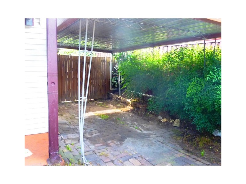 37 Grove Street, St Peters NSW 2044