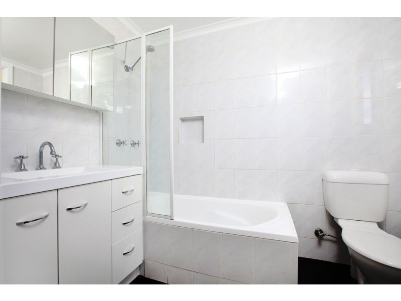 42 Railway Rd, Sydenham NSW 2044