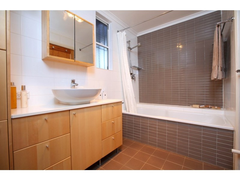 51 Chelmsford St, Newtown NSW 2042