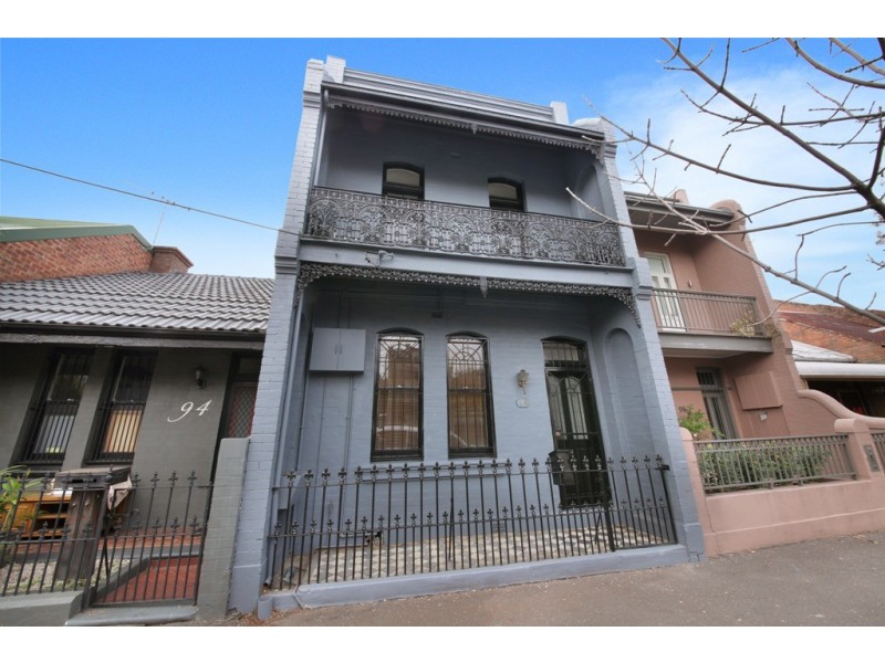 96 Mitchell Rd, Erskineville NSW 2043
