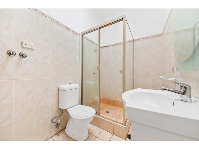 2/124 King Street, Newtown NSW 2042