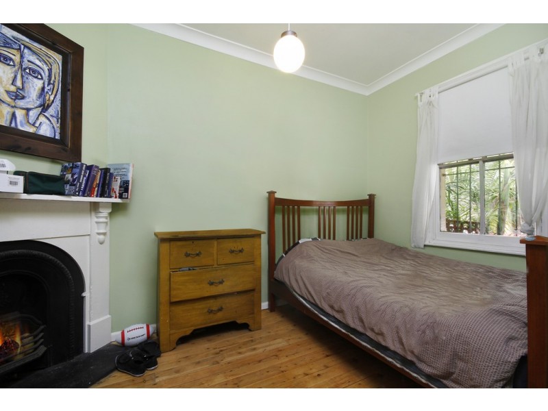 100 Simmons Street, Enmore NSW 2042