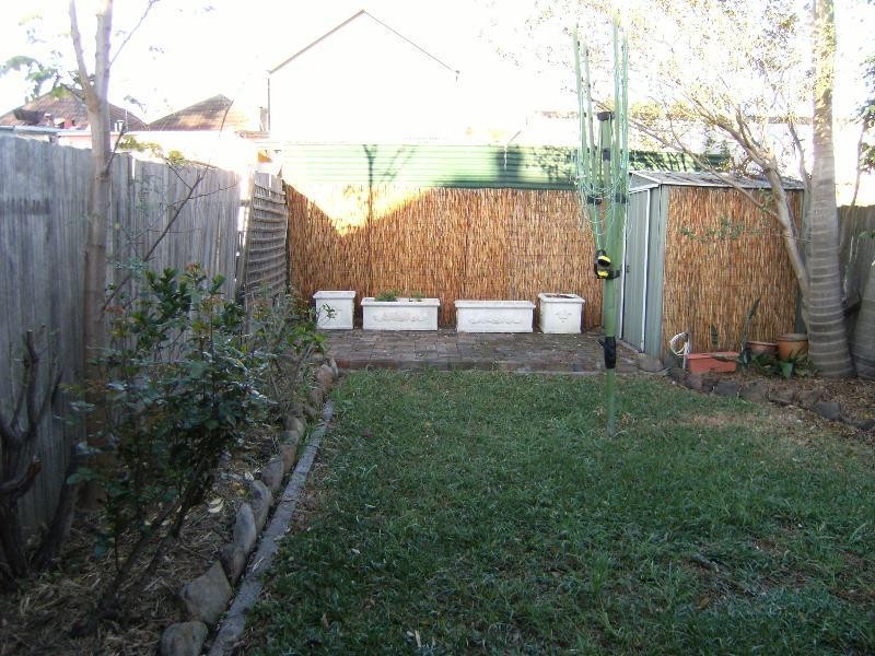 90 Yelverton Street, Sydenham NSW 2044