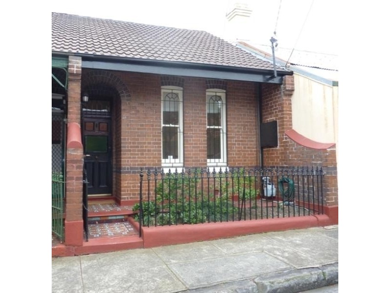 82 Chelmsford Street, Newtown NSW 2042