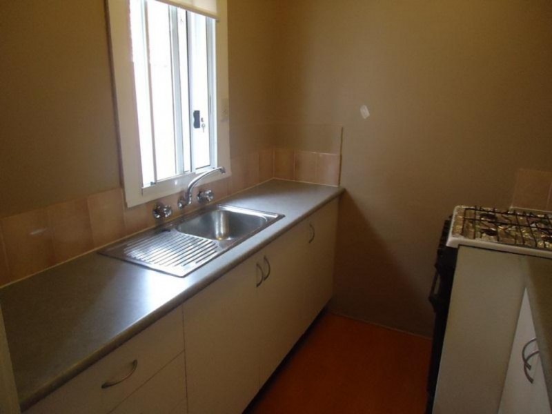 10 Mooney Ave, Earlwood NSW 2206