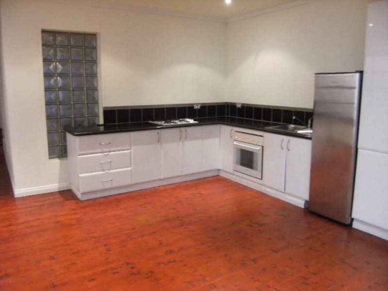 9 College Street, Newtown NSW 2042