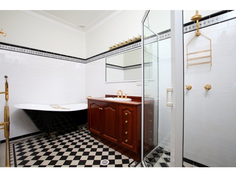 37 Forbes St, Newtown NSW 2042