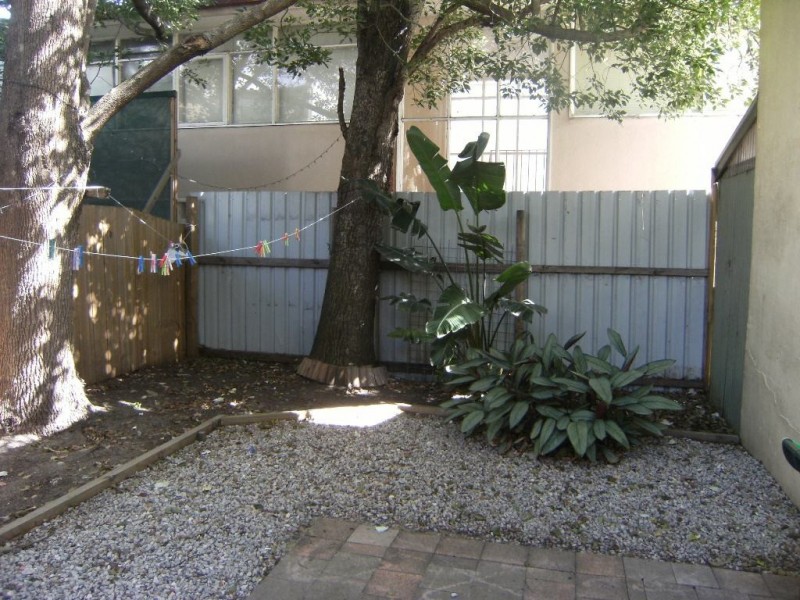 9 College St, Newtown NSW 2042