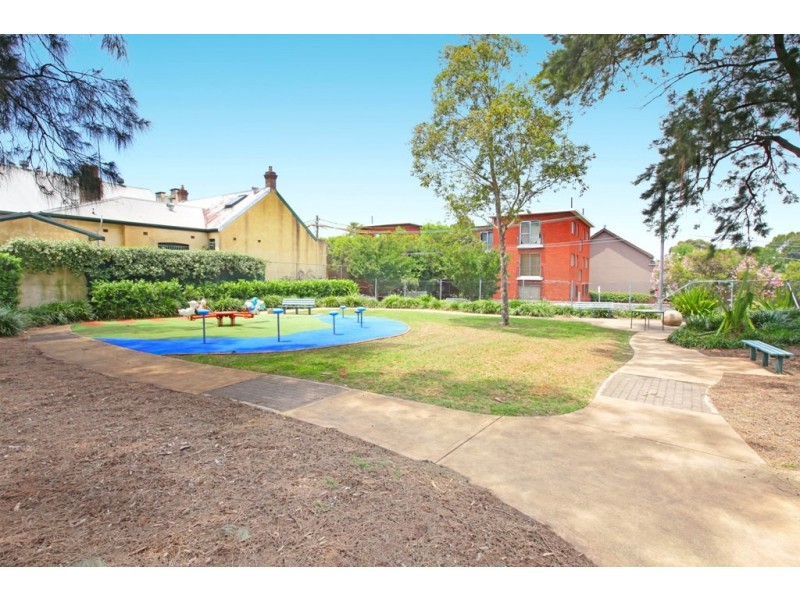 2/85-91 Chelmsford St, Newtown NSW 2042