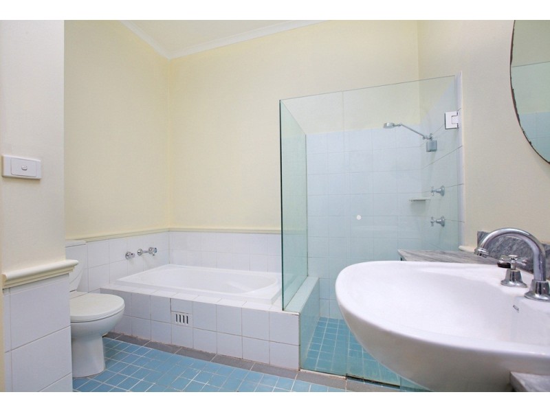 27/2 Northwood Street, Camperdown NSW 2050